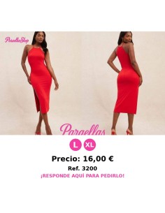 Vestido rojo largo con cuello de halter, detalle de corte