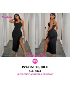 Vestido negro largo ajustado con escote en V, encaje y abertura lateral